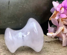 Load image into Gallery viewer, TE Revitalising face massager